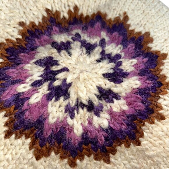 Hand knit plum brown wool Fair Isle design wool beret hat - Picture 5 of 5